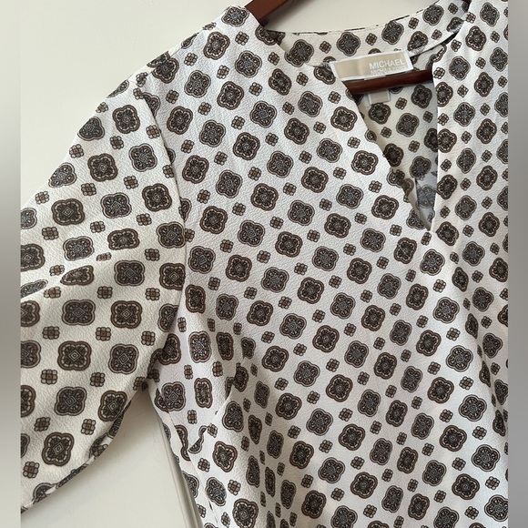 MICHAEL Michael Kors White with Pattern Design Blouse Women’s Size Medium - Picture 8 of 14